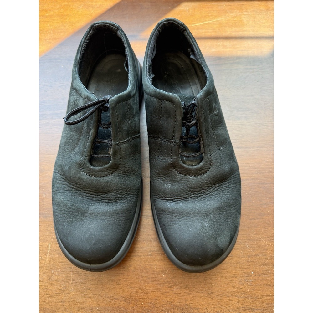 Women's Ecco Black Leather Slip‎ On Sneakers Comfort Shoes Size 39 8.5